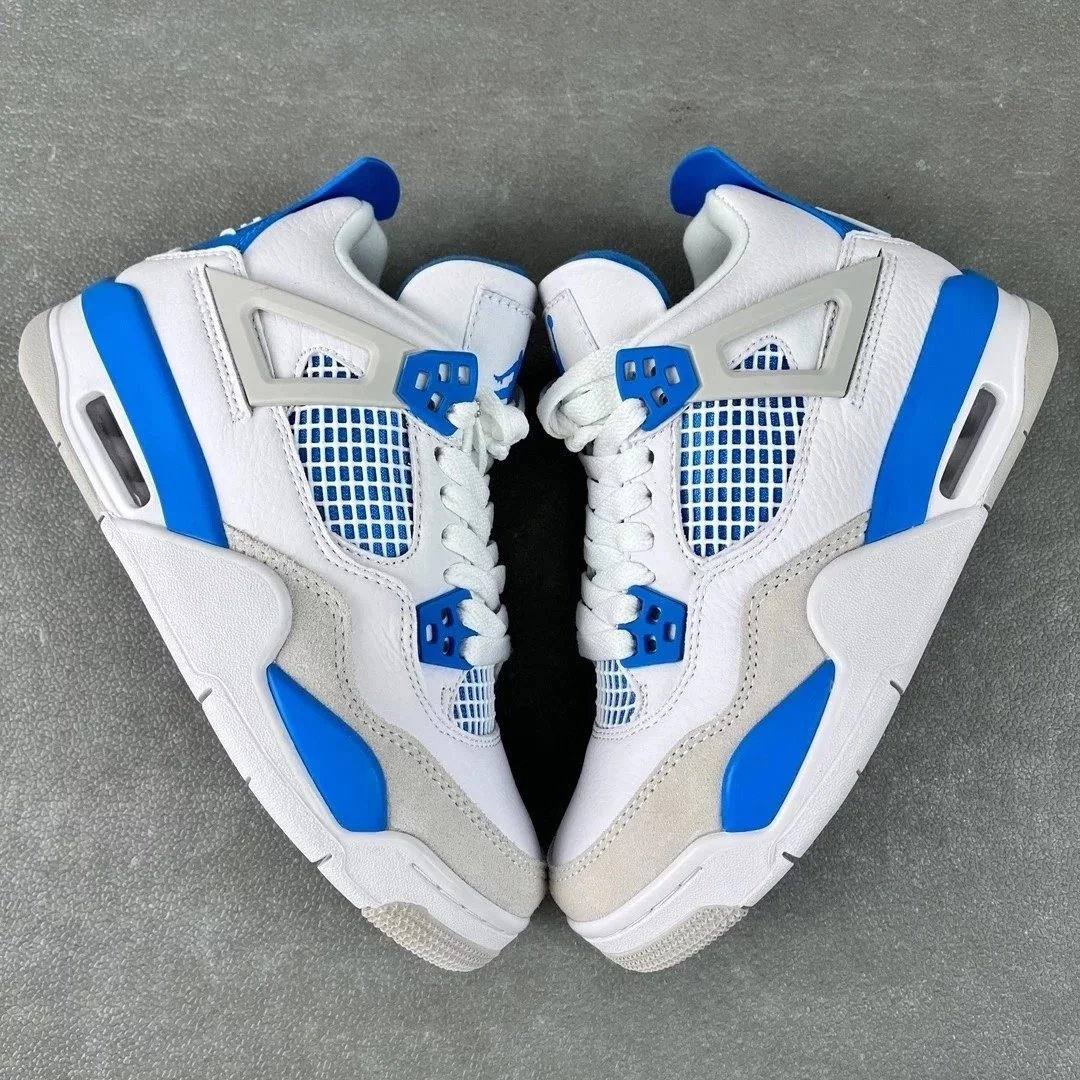 Military Blue（2024）